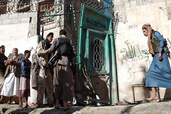 قمع الحوثي للمعارضين ساهم في استمرار سيطرته للعاصمة صنعاء