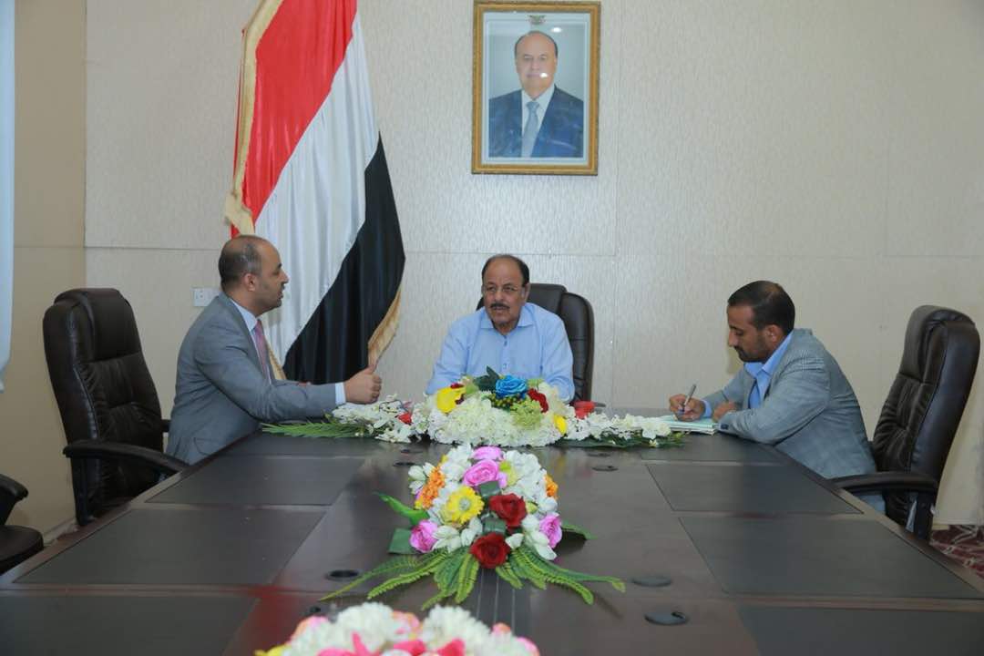 صورة من اللثاء