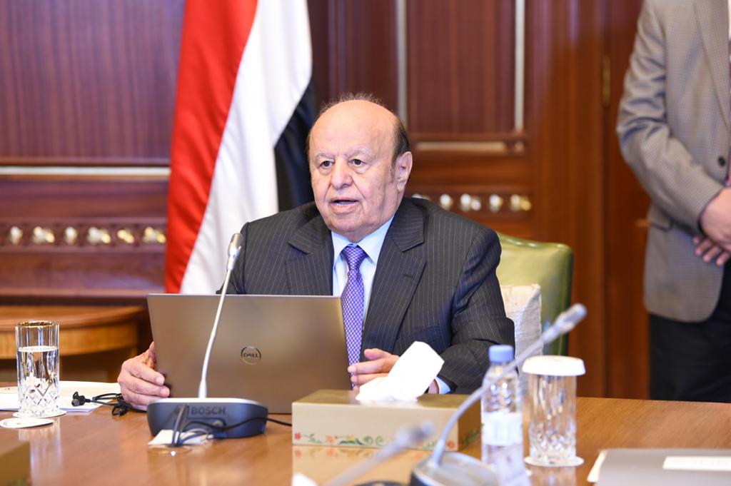 الرئيس هادي يعبر عن موقفه من استهداف قاعدة االعند بصواريخ باليست