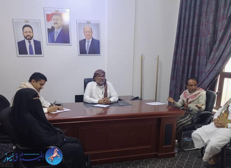 مؤتمر مأرب يدعو مجلس القيادة الرئاسي والحكومة الى معالجة سريعة لتدهور العملة الوطنية ويحذر من انتفاضة جياع