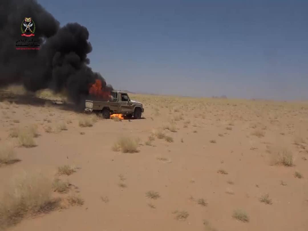 الجيش اليمني يسحق لعناصر الحوثي في هذه الجبهة على استهداف مطار ع